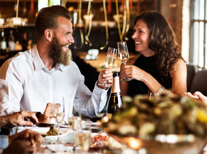 couple eating